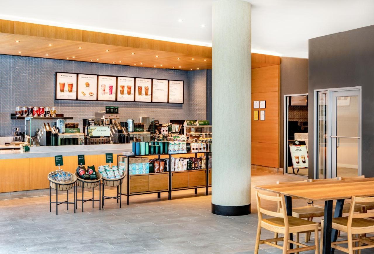 Springhill Suites By Marriott Boston Logan Airport Revere Beach Exterior foto